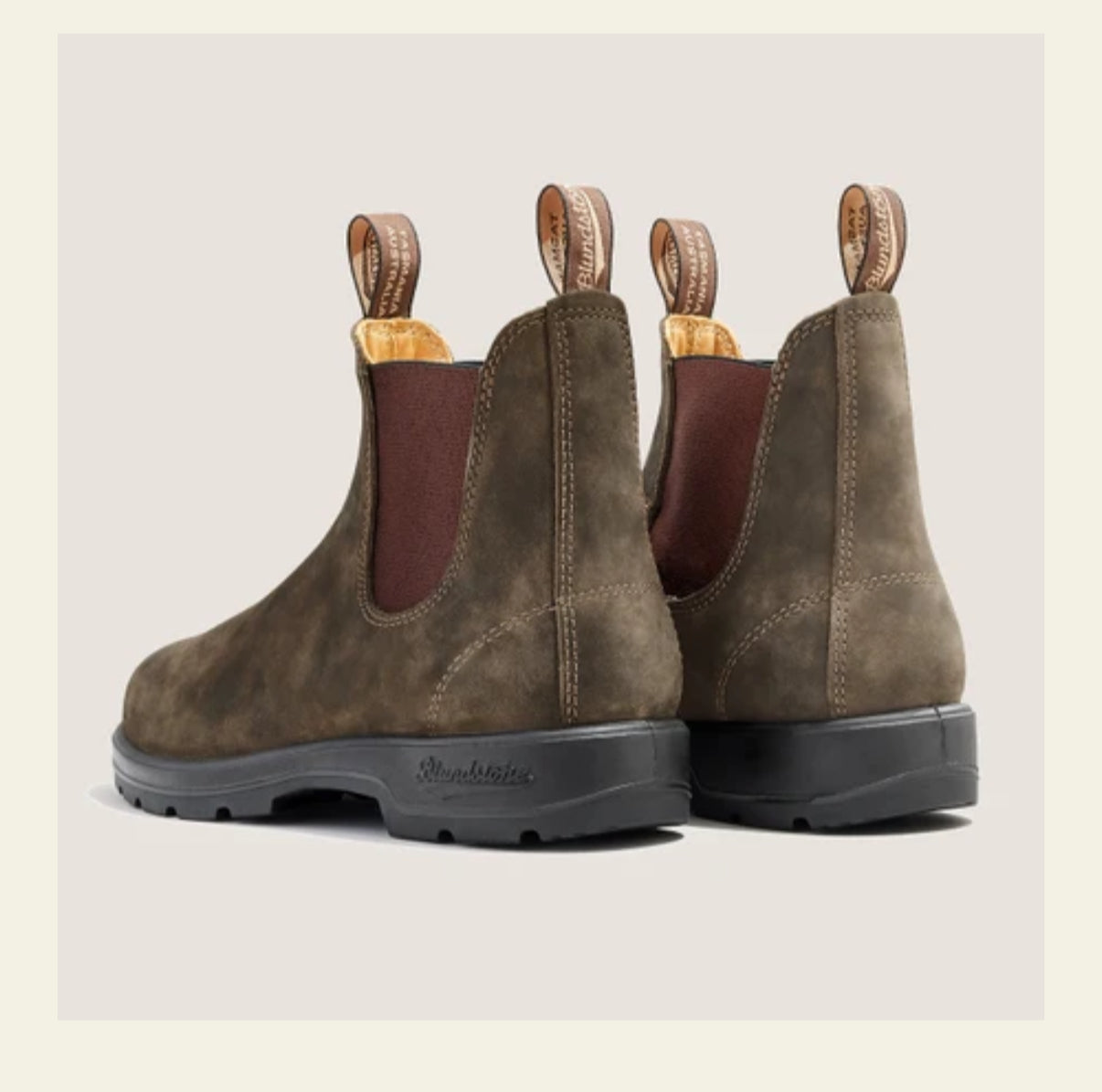 BLUNDSTONES 585
UNISEX CLASSICS
CHELSEA BOOTS - RUSTIC BROWN