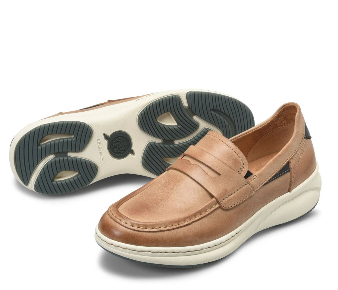Born Davis Natural Men’s Loafer