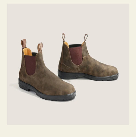 BLUNDSTONES 585
UNISEX CLASSICS
CHELSEA BOOTS - RUSTIC BROWN