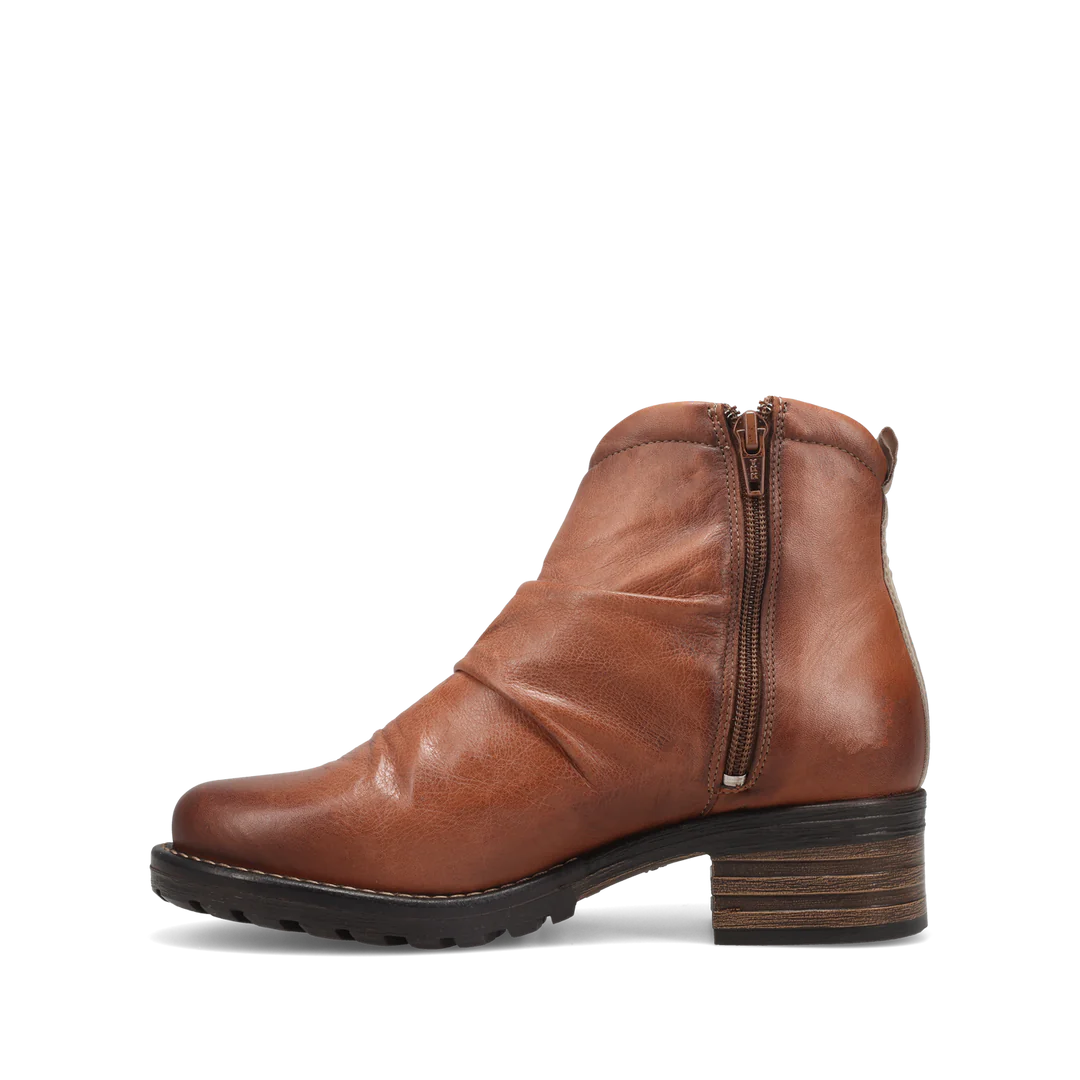 Taos Ravelle Cognac Women’s Boot